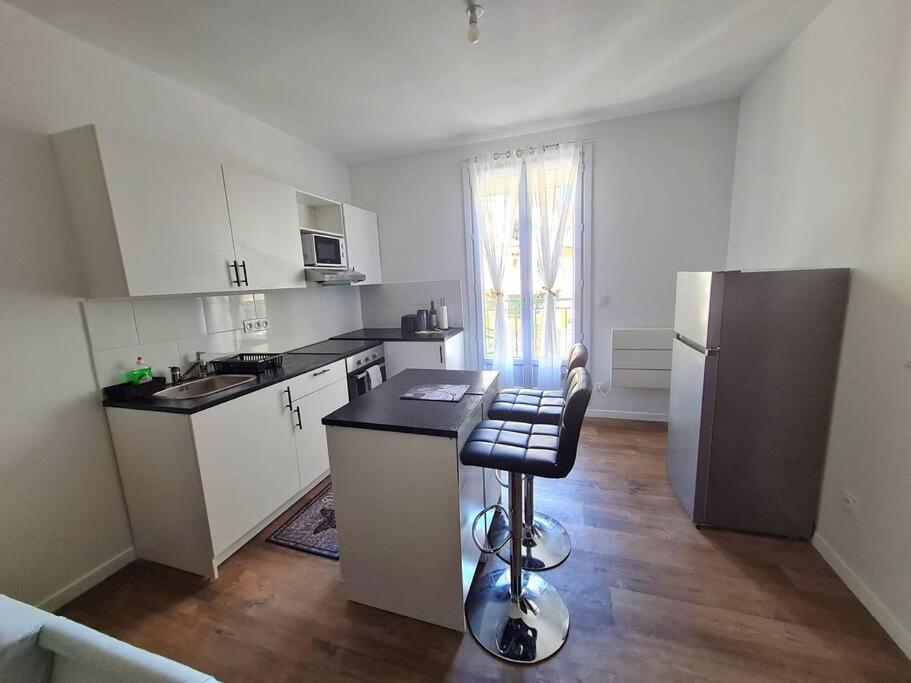 Appartement Moderne, 5 Min Du Centre Ville A Pied Безьє Екстер'єр фото